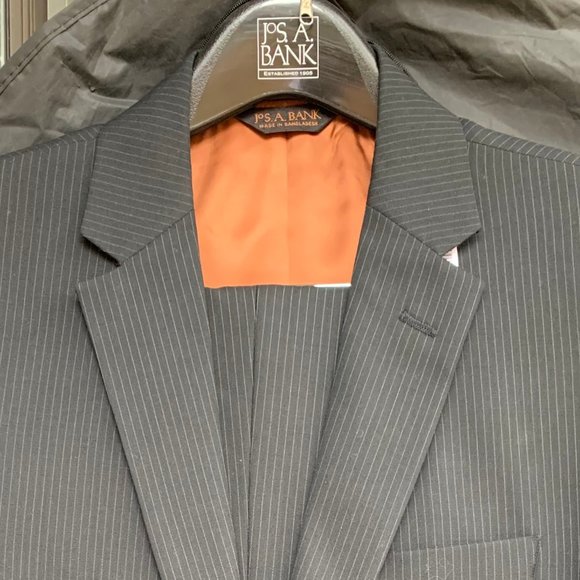 JoS. A Bank Men's Slim Fit Pinstriped Suit - Picture 1 of 5